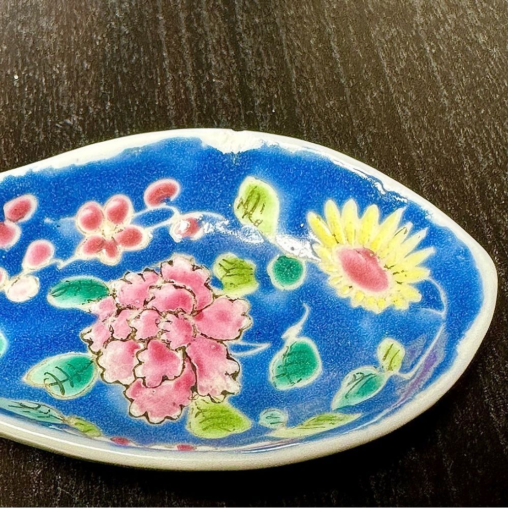 Vintage Famille Rose Blue Ground Millefleur Porcelain Rice Bowl & Spoon - Picture 6 of 10